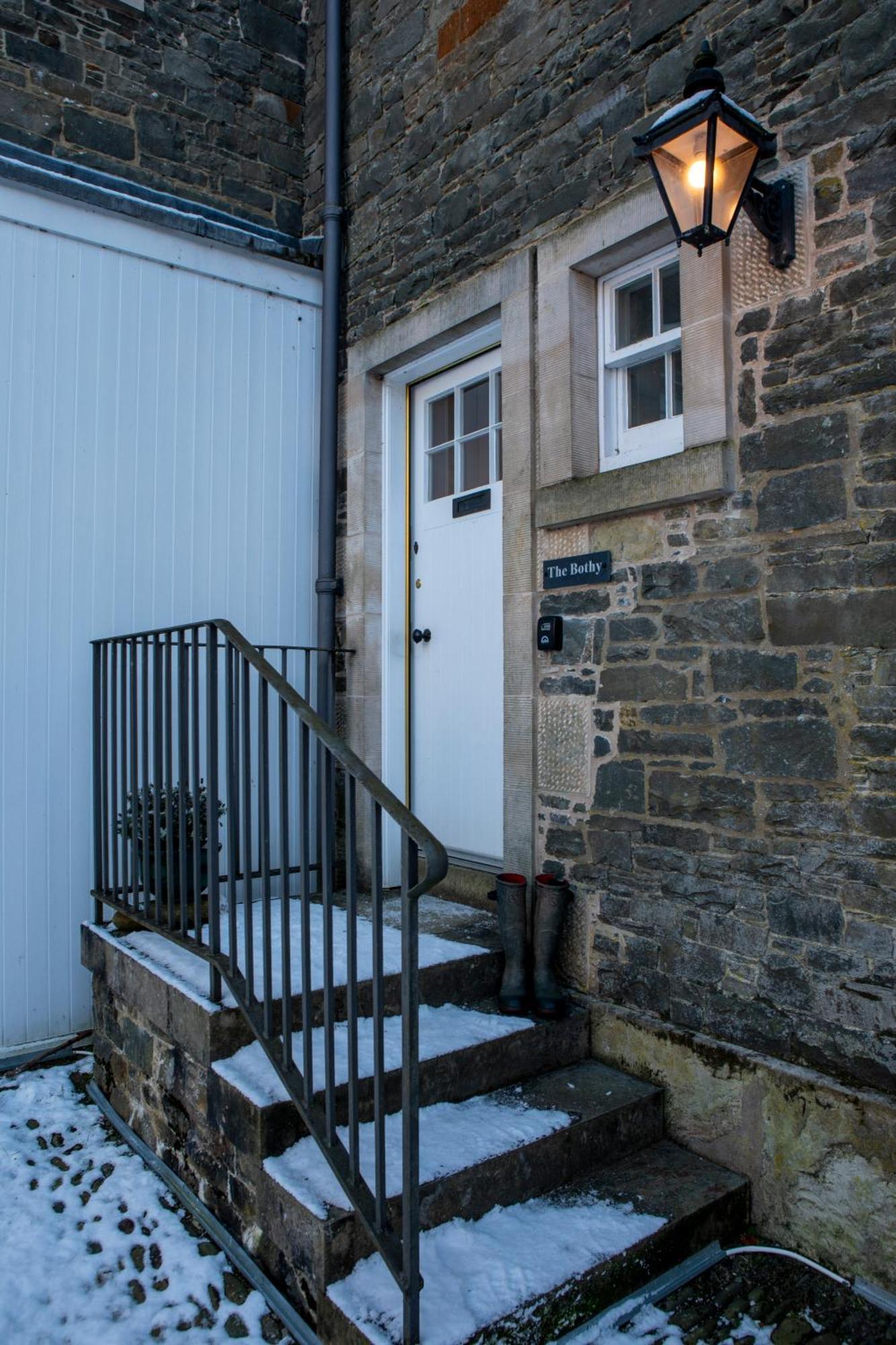 Apartamento The Bothy At Bowhill Selkirk Exterior foto